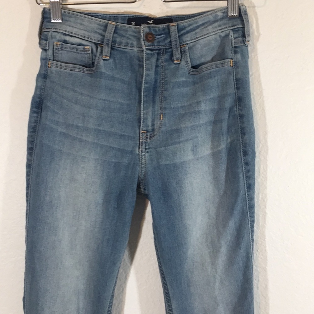 Hollister Ultra High Rise Stretch Skinny Denim - Picture 3 of 7